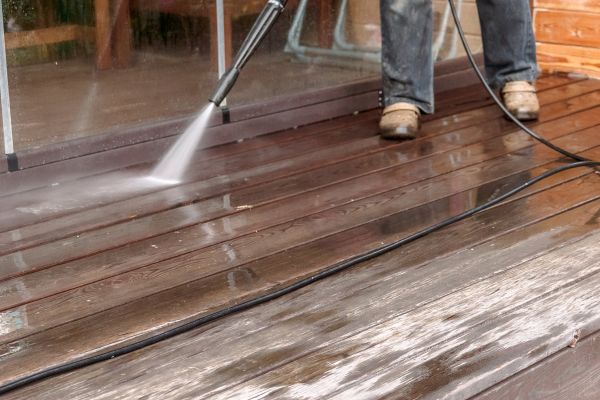 Cost of Pool Deck Power Washing in Chula Vista