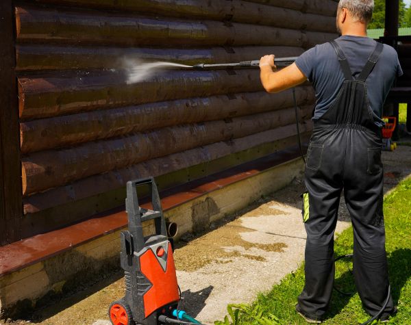 Cost of Log Home Pressure Washing in Chula Vista