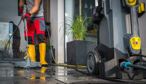Commercial Pressure Cleaning in Chula Vista