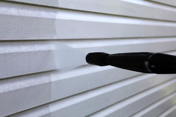 Cost of Condo Siding Power Washing in Chula Vista