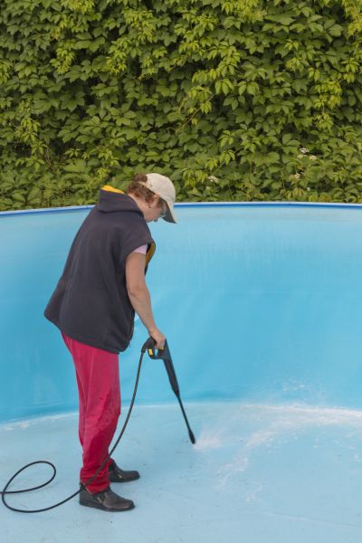 Cost of Pool Pressure Washing in Chula Vista