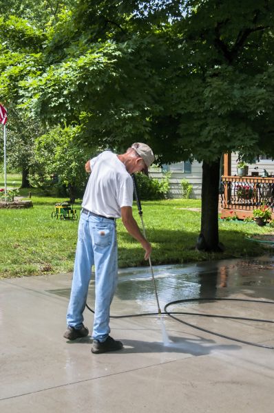 Cost of Driveway Concrete Cleaning in Chula Vista