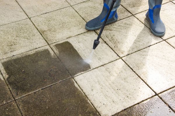 Cost of Outdoor Concrete Cleaning in Chula Vista